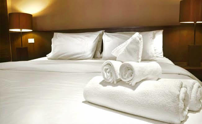 Oyo Lord Nelson Hotel Telford Ngoại thất bức ảnh